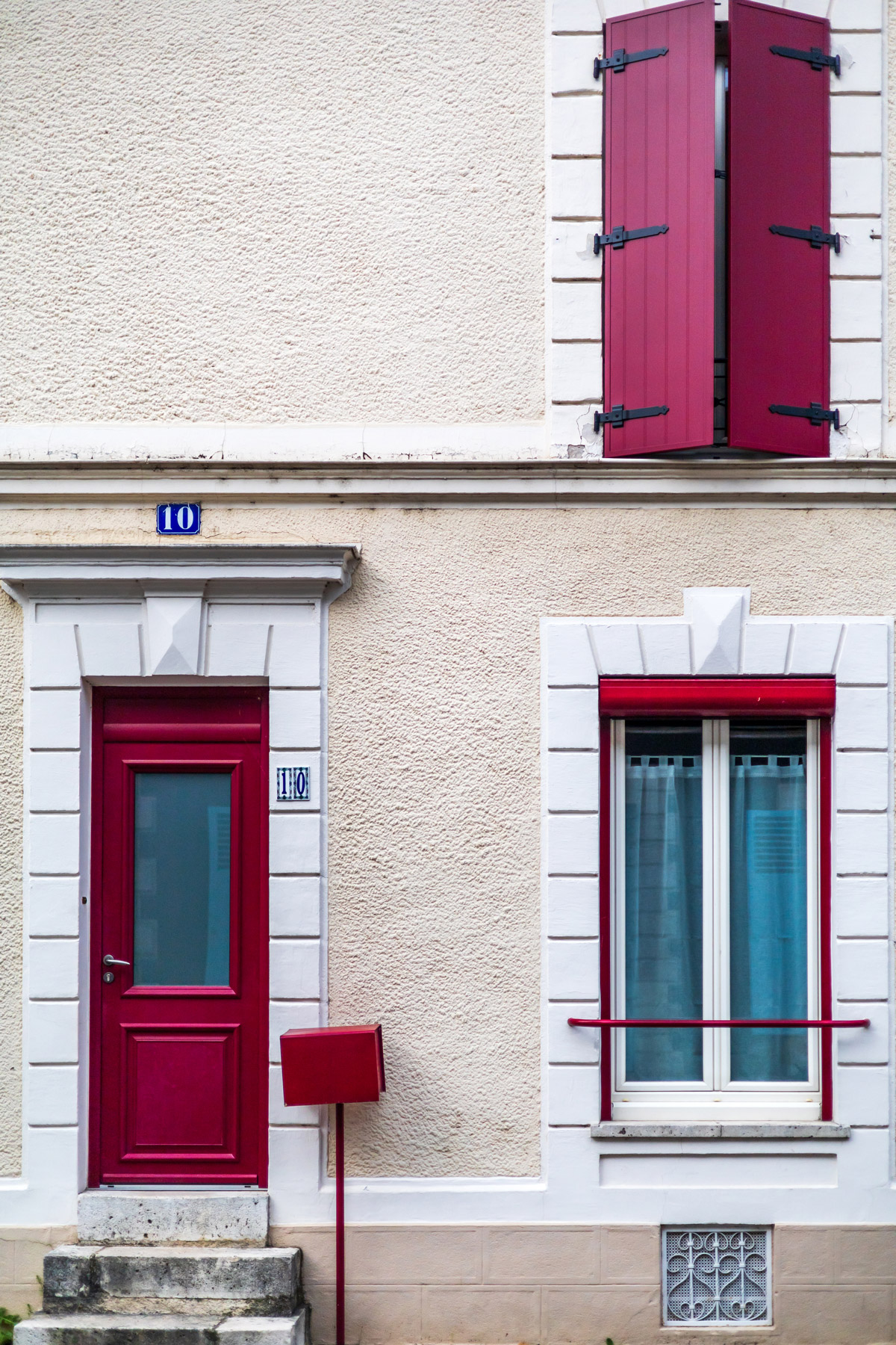 Détective privé, enquête en ligne pour retrouver un débiteur